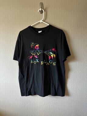 Vintage 90s Six Flags AstroWorld Marvin the Martian Holographic Shirt L